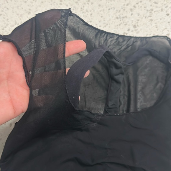 Alo Yoga Bra size S in black - Picture 5 of 6